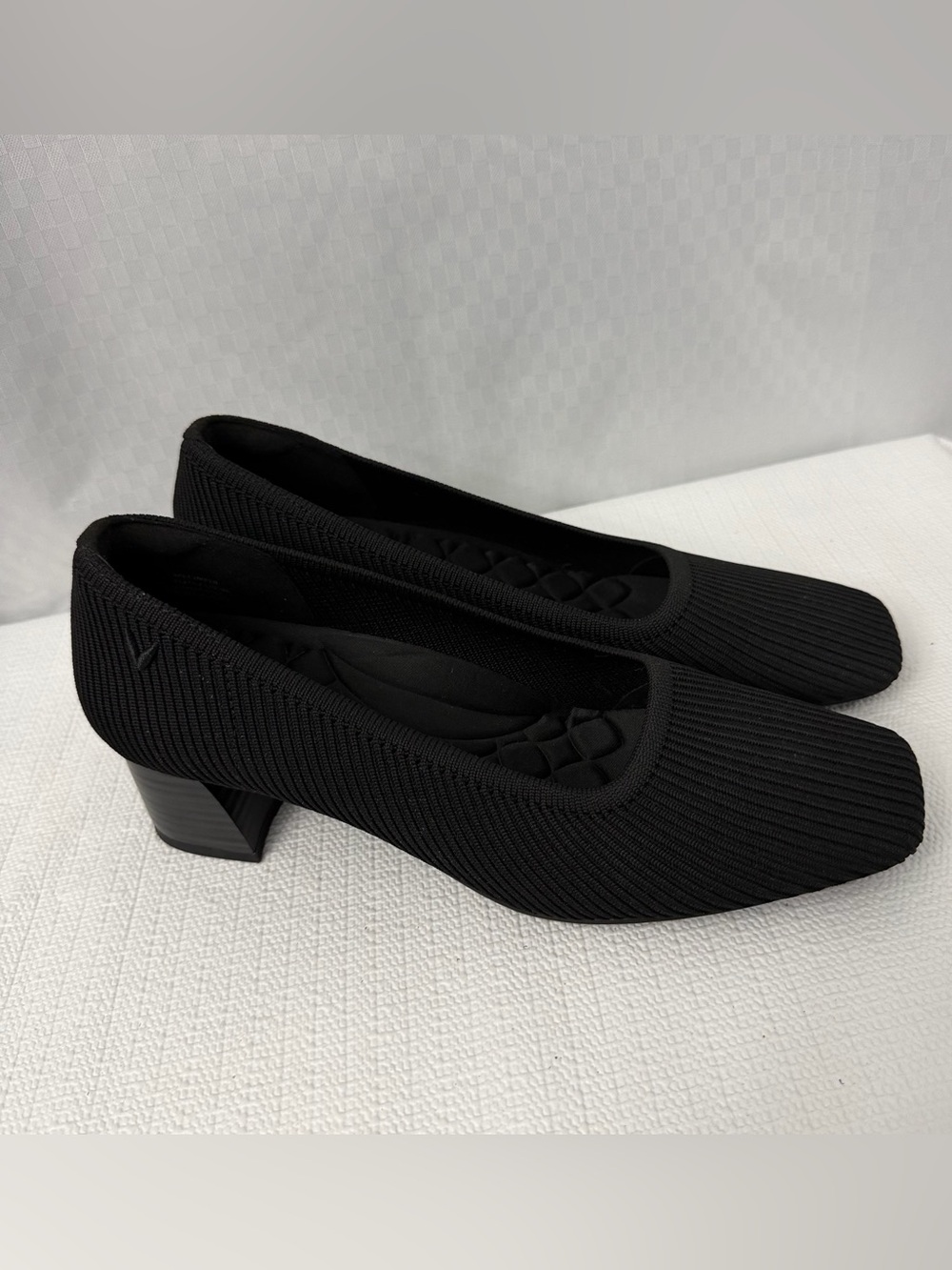 Vivaia Melody Pro Chunky Heels Square Toe Black Size 9-9.5 Ribbed Knit